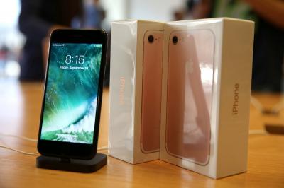 iPhone 6s 降級機會來了!蘋果重新開放 iOS 10 最終版驗證管道 iPhone 6s 降級機會來了!蘋果重新開放 iOS 10 最終版驗證管道