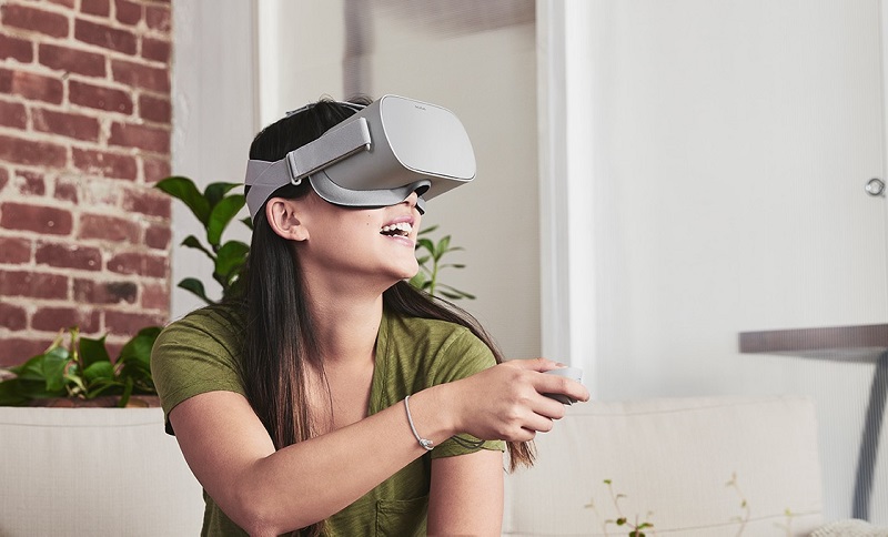 (圖翻攝自 Oculus 官網)