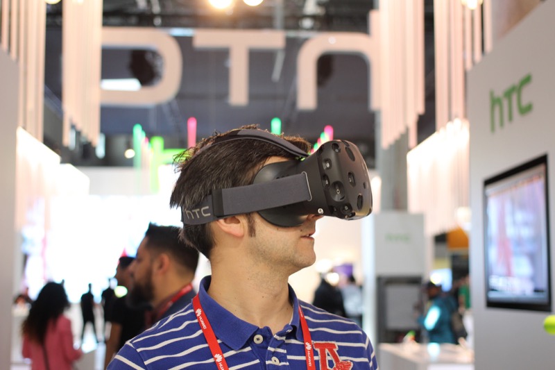 HTC Vive(圖/翻攝自 Flickr)