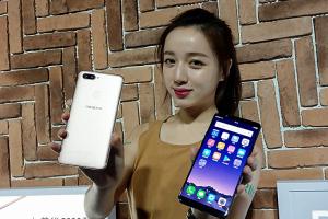 就連照片也騙不過?OPPO R11s 內建「AI 人臉辨識解鎖」下週將開賣 就連照片也騙不過?OPPO R11s 內建「AI 人臉辨識解鎖」下週將開賣