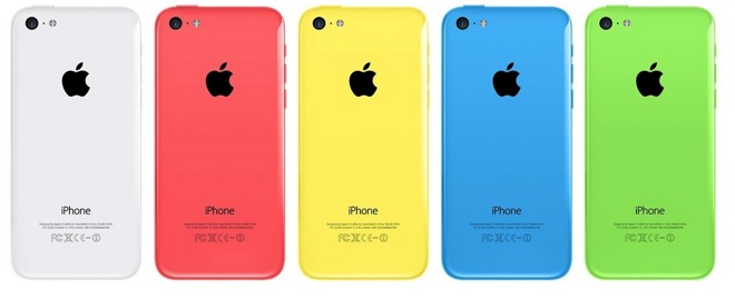 iPhone 5c。與當時一同推出的 5s 不同,採用塑膠背蓋(圖/翻攝自蘋果)
