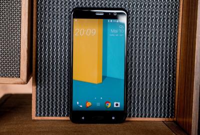 HTC U12 規格曝光!明年 2 月上市 + 首款無按鍵手機? HTC U12 規格曝光!明年 2 月上市 + 首款無按鍵手機?