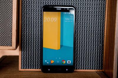 【12/15 重點新聞】HTC U11 入選外媒最佳手機；三星 Galay S9+「全身」無死角曝光！