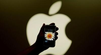 iPhone 維修電池過熱冒濃煙!瑞士蘋果直營店緊急撤離現場人員 iPhone 維修電池過熱冒濃煙!瑞士蘋果直營店緊急撤離現場人員