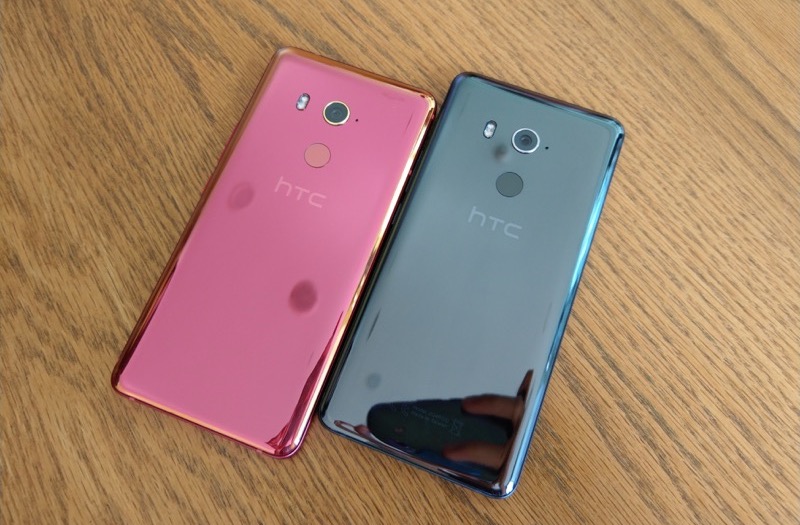 圖為 U11 eyes 的背面（圖／記者黃敬淳攝）