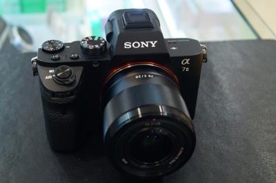 拍片、曬 IG 需要高階單眼！日本數位相機 7 年來首度正成長