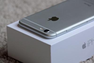 你的舊 iPhone 會被蘋果降速嗎?這 7 件事先搞懂! 你的舊 iPhone 會被蘋果降速嗎?這 7 件事先搞懂!