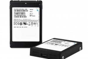 三星推超狂新品!「史上最大」SSD 擁 30TB 容量 三星推超狂新品!「史上最大」SSD 擁 30TB 容量