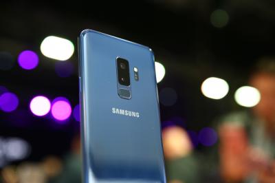 星粉們該升級 Galaxy S9 還 S9 Plus?先來看達人解析 星粉們該升級 Galaxy S9 還 S9 Plus?先來看達人解析