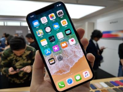 iOS 11 問題太多?蘋果 iPhone X 新廣告糗自曝 Bug iOS 11 問題太多?蘋果 iPhone X 新廣告糗自曝 Bug