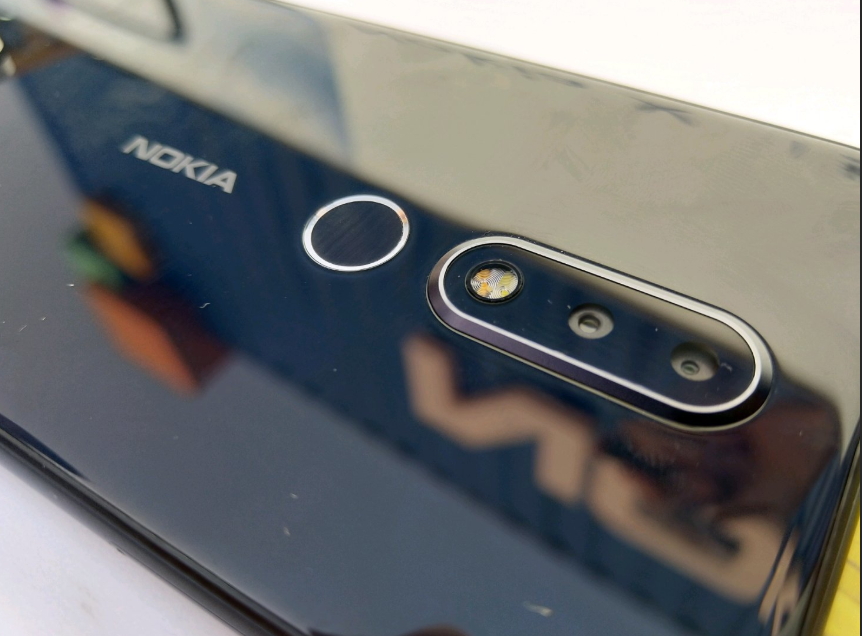Nokia X 新機,搭載雙鏡頭。(圖翻攝自百度@諾記吧戶)