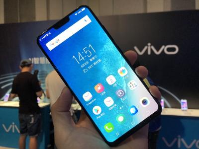 首款「螢幕指紋感測」手機!vivo 在台發表新旗艦 X21 首款「螢幕指紋感測」手機!vivo 在台發表新旗艦 X21