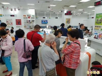 解約換中華499吃到飽 這網頁幫你試算違約金