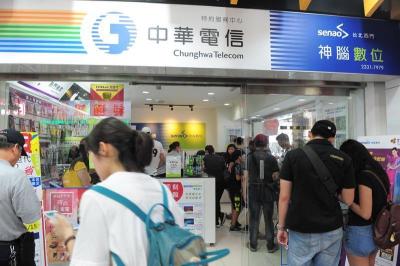 【本週 5 大科技新聞】499「雙飽」吸百萬用戶換用!Nokia 手機重返全球前十大 【本週 5 大科技新聞】499「雙飽」吸百萬用戶換用!Nokia 手機重返全球前十大