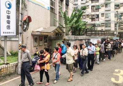 「499 之亂」太狂!成全民運動、全台近 10% 人口參與 「499 之亂」太狂!成全民運動、全台近 10% 人口參與