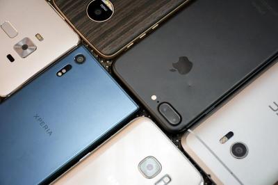 全台第一季最熱銷10款手機揭曉!三星「前年舊機」排名超越 i8 Plus... 全台第一季最熱銷10款手機揭曉!三星「前年舊機」排名超越 i8 Plus...