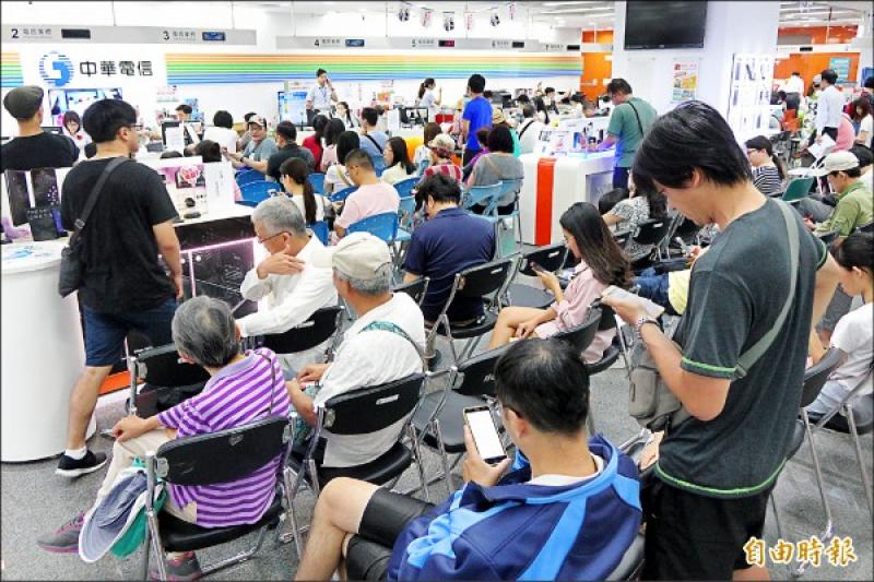 NCC公布今年5月通訊消費申訴分析報告,中華電信申訴量最多。(圖/記者叢昌瑾攝)
