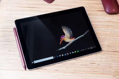 無預警發表新品!微軟也攻「平價平板」拚 iPad、Surface Go正式登場 無預警發表新品!微軟也攻「平價平板」拚 iPad、Surface Go正式登場