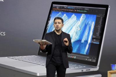 微軟新品連發!平板「Surface Go」打頭陣、手機 / 耳機皆有影 微軟新品連發!平板「Surface Go」打頭陣、手機 / 耳機皆有影