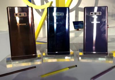 (影音)三星最貴旗艦機王 Note 9 售價公布!頂規平板、智慧錶也一起現身! (影音)三星最貴旗艦機王 Note 9 售價公布!頂規平板、智慧錶也一起現身!
