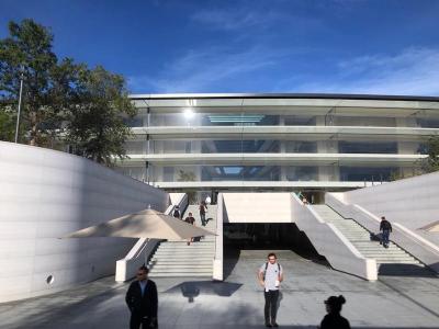 【直擊Apple Park】通往蘋果發表會場賈伯斯劇院的路,原來這麼有趣! 【直擊Apple Park】通往蘋果發表會場賈伯斯劇院的路,原來這麼有趣!