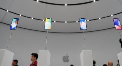 【本週 5 大科技新聞】新 iPhone 下週亮相!蘋果證實部分 i8 主機板存有缺陷 【本週 5 大科技新聞】新 iPhone 下週亮相!蘋果證實部分 i8 主機板存有缺陷