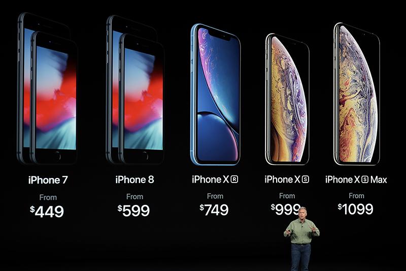 本次 iPhone 售價創史上新高!台灣售價分別為 Xs 35900 元起、Xs Max 39900 起、XR 26900 元起。 (圖片來源/美聯社)