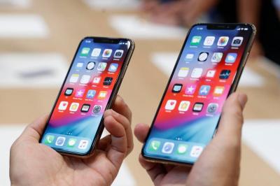 手滑代價超驚人!史上最貴最大 iPhone 螢幕破裂官方維修價出爐了 手滑代價超驚人!史上最貴最大 iPhone 螢幕破裂官方維修價出爐了
