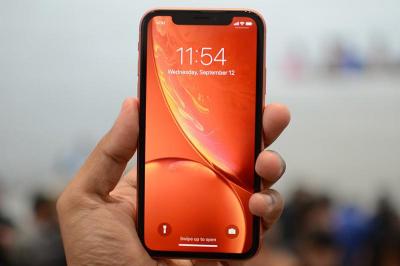 準備換 iPhone XR ?先搞懂新功能 Haptic Touch 準備換 iPhone XR ?先搞懂新功能 Haptic Touch