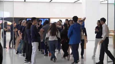 6色 iPhone XR 首賣現場直擊!果粉升級超有感「這三色」最熱夯 6色 iPhone XR 首賣現場直擊!果粉升級超有感「這三色」最熱夯