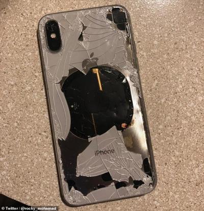 iPhone X 出現首起電池爆炸?機身被燒穿、焦黑 iPhone X 出現首起電池爆炸?機身被燒穿、焦黑