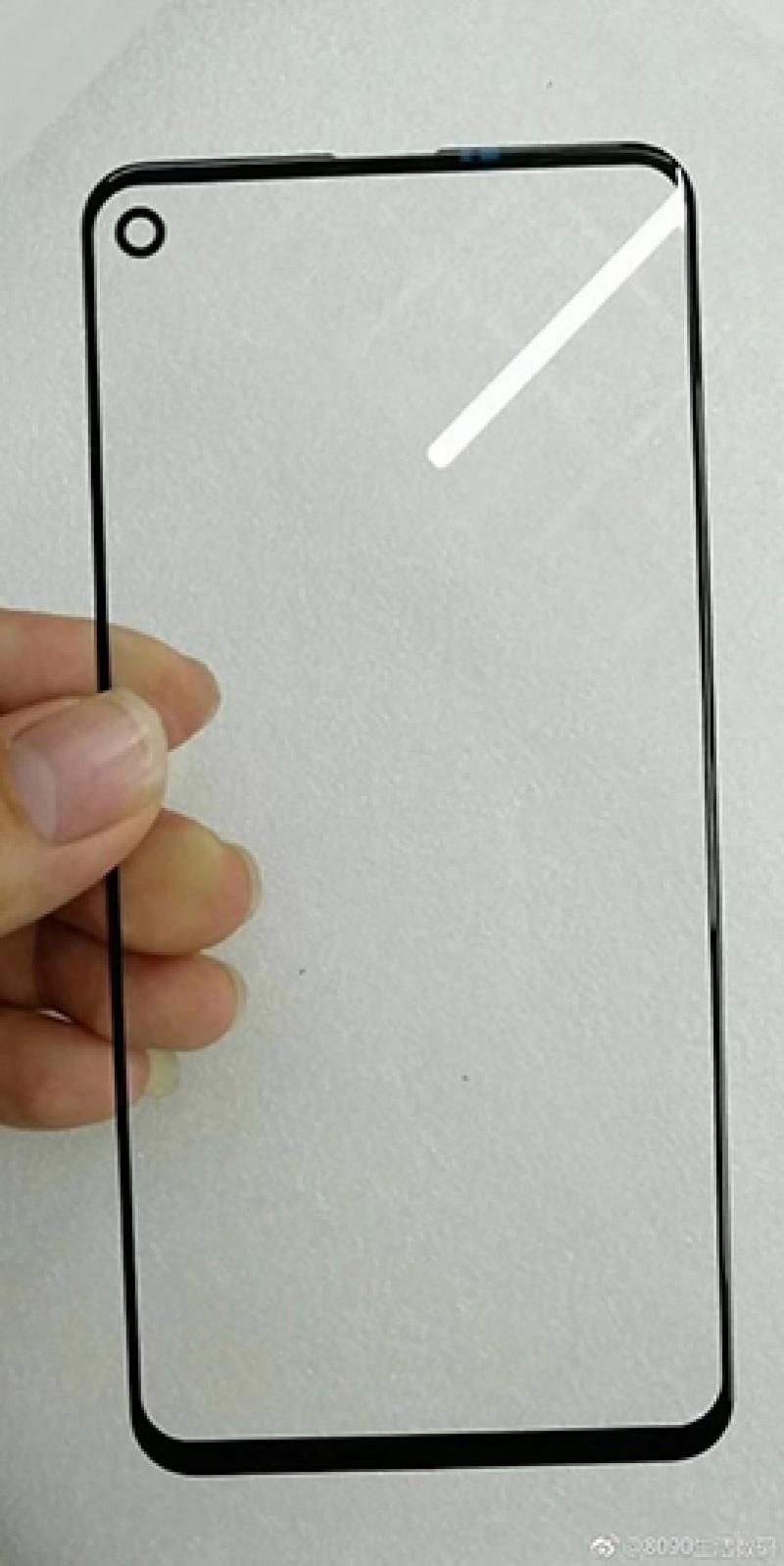 三星手機將破除「劉海魔咒」？外媒稱 Galaxy A8s 率先採用新螢幕設計