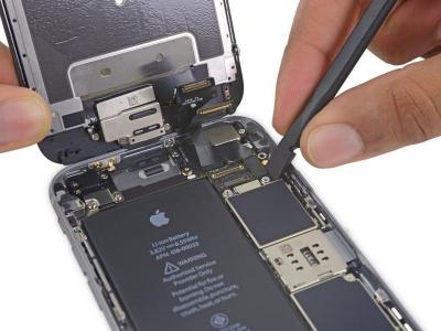有問題快去換!明年 iPhone 電池將調回原價、上漲 80% 有問題快去換!明年 iPhone 電池將調回原價、上漲 80%