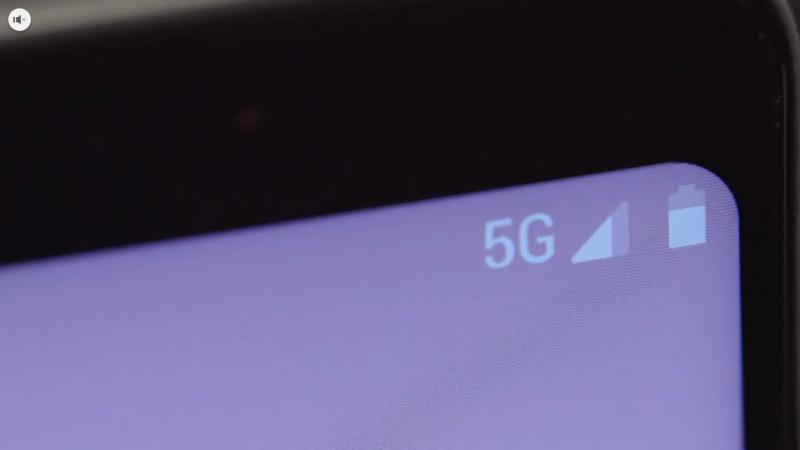 澳洲最大電信商 Telstra 展示首款運行5G網路的原型機。(圖翻攝自Telstra)