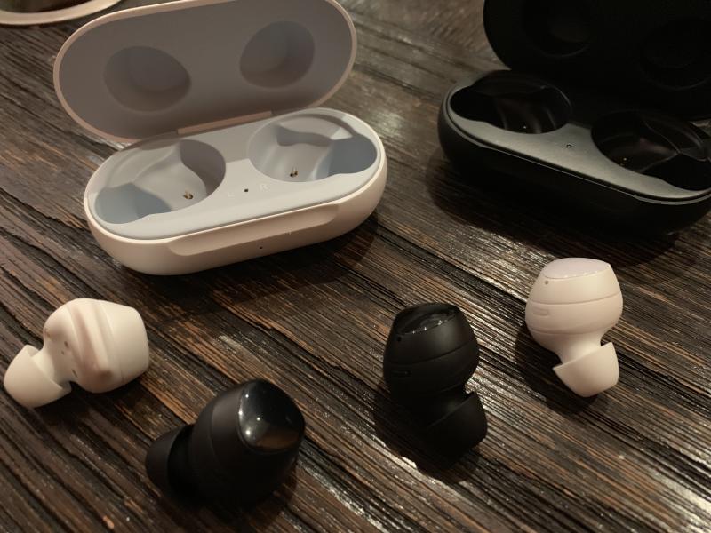 Galaxy Buds 無線耳機（圖／記者黃敬淳攝）