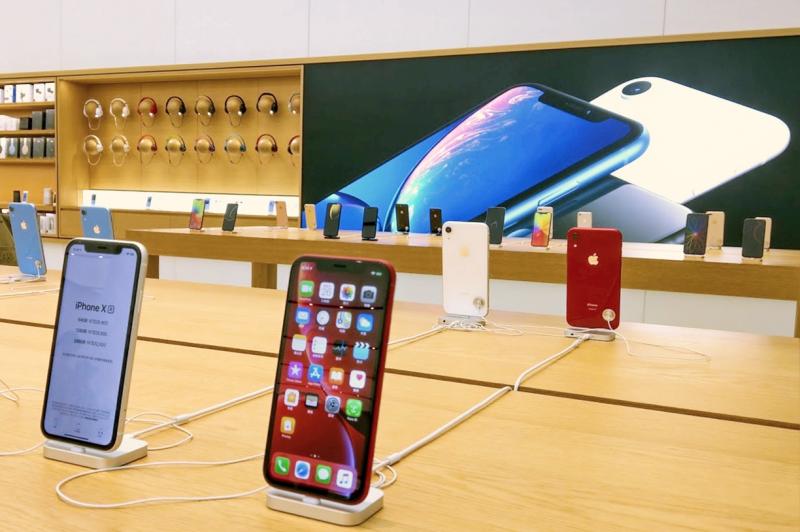 【本週 5大科技新聞】破6萬的摺疊螢幕手機來了!台灣首發5G通話測試成功 - 自由電子報 3C科技