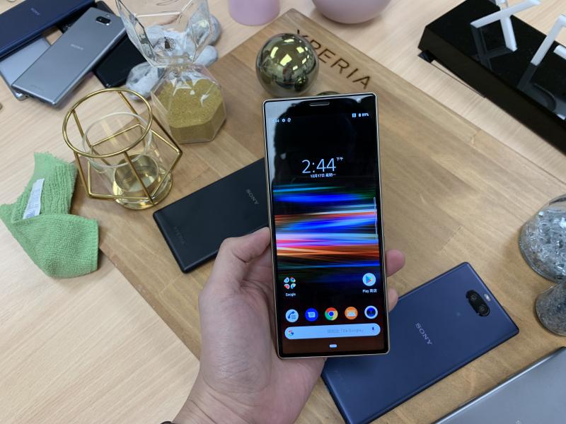 21：9 比例螢幕！Sony 新中階機 Xperia 10、Xperia 10 Plus 登場