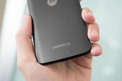 Android One 銷售率年增 250%!貢獻度最高的來自這個品牌... Android One 銷售率年增 250%!貢獻度最高的來自這個品牌...