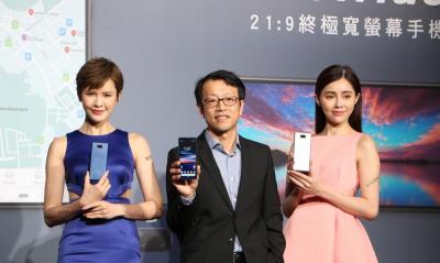 面對MWC新技術襲來!Sony Mobile總經理:暫不推摺疊機、不擔心鏡頭少 面對MWC新技術襲來!Sony Mobile總經理:暫不推摺疊機、不擔心鏡頭少