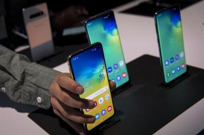 三星 Galaxy S10  螢幕獲評「史上最佳」!評測機構列出5大特色 三星 Galaxy S10  螢幕獲評「史上最佳」!評測機構列出5大特色