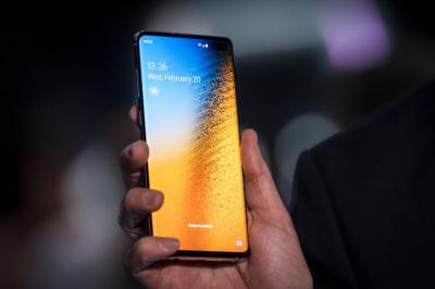 三星 S10 Plus 硬體成本分析出爐!用上最頂級螢幕面板、仍比 iPhone XS Max 便宜 三星 S10 Plus 硬體成本分析出爐!用上最頂級螢幕面板、仍比 iPhone XS Max 便宜