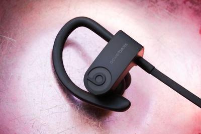 更好的電池續航力! Beats 新款 PowerBeats 無線耳機 4 月推出 更好的電池續航力! Beats 新款 PowerBeats 無線耳機 4 月推出