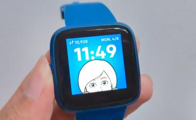 Fitbit 手錶聯手 Snap 推貼圖錶面!實測用 Q 版人物取代健康數據 Fitbit 手錶聯手 Snap 推貼圖錶面!實測用 Q 版人物取代健康數據