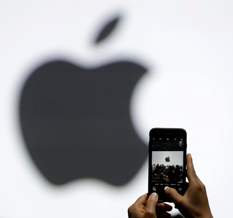 傳iPhone今年新一代機型將搭載3鏡頭。（圖／美聯）