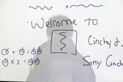 （影片）讓攝影機具有「透視眼」！Sony 推出 AI 智慧影像設備