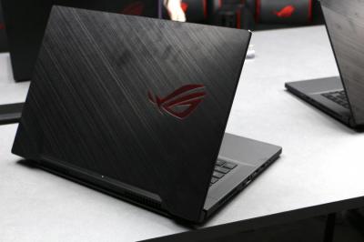 工作、遊戲都適用的電競筆電!華碩 ROG 推兩款「最輕薄」西風之神 工作、遊戲都適用的電競筆電!華碩 ROG 推兩款「最輕薄」西風之神