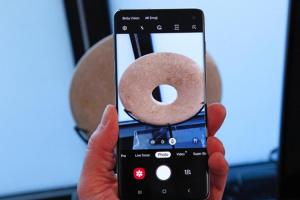 Galaxy S10  夜拍更強大了!三星韌體更新釋出相機「獨家」秘技 Galaxy S10  夜拍更強大了!三星韌體更新釋出相機「獨家」秘技