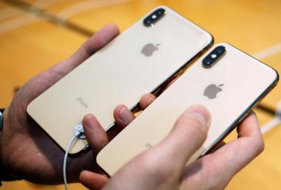 新 iPhone 超清晰影片曝光?重量級爆料客曝6大變化,機身側邊新亮點! 新 iPhone 超清晰影片曝光?重量級爆料客曝6大變化,機身側邊新亮點!