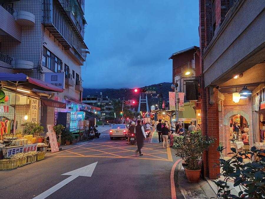夜間拍攝模式。(圖/記者黃肇祥攝)