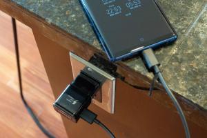 知名爆料客透露:三星 Galaxy Note 10 可能支援 50W 極速快充 知名爆料客透露:三星 Galaxy Note 10 可能支援 50W 極速快充